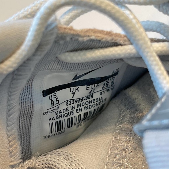 Nike Roshe One PRM Running Shoes Womens Off White US 9.5 - Picture 8 of 8